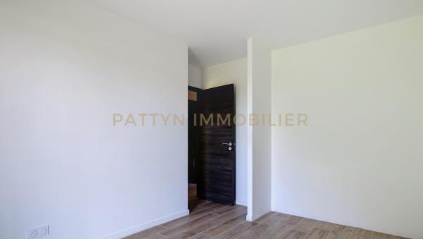 Toussieux (01600) Maison moderne et neuve de 4 chambres sur son terrain de 600 m²