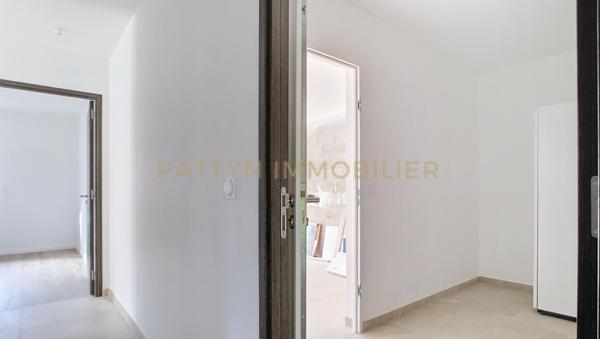 Toussieux (01600) Maison moderne et neuve de 4 chambres sur son terrain de 600 m²