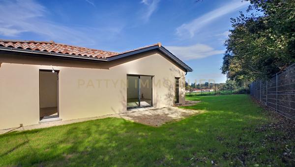 Toussieux (01600) Maison moderne et neuve de 4 chambres sur son terrain de 600 m²