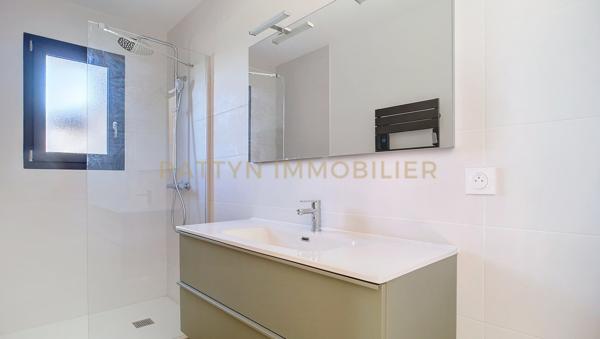 Toussieux (01600) Maison moderne et neuve de 4 chambres sur son terrain de 600 m²