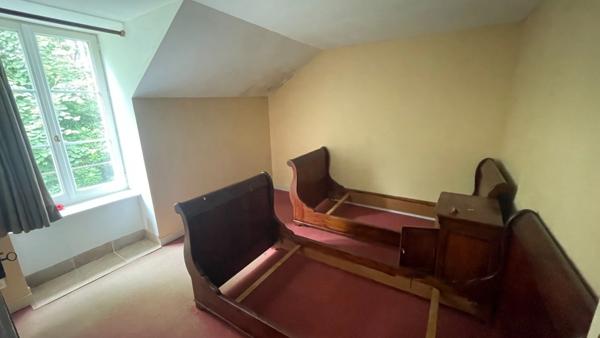 Propriété à vendre Manoir 15 pièces sur 4,5 Ha secteur GUERLEDAN(22)