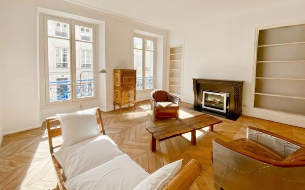 Appartement à vendre    3 pièces • 82,50 m2 Versailles