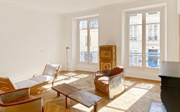 Appartement à vendre    3 pièces • 82,50 m2 Versailles
