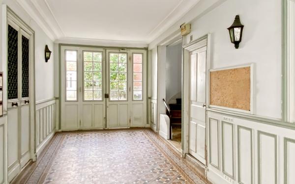 Appartement à vendre    3 pièces • 82,50 m2 Versailles