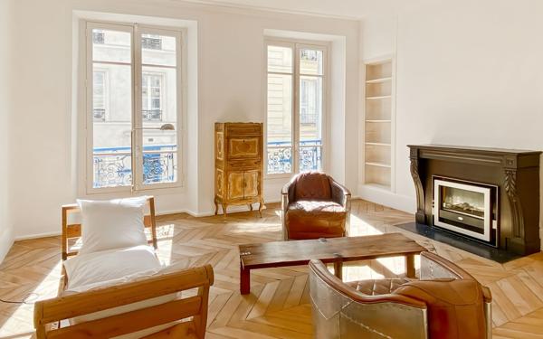 Appartement à vendre    3 pièces • 82,50 m2 Versailles