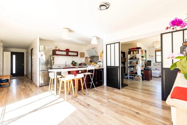 Maison à vendre 5 pièces SAINT JEAN D'ILLAC (33)