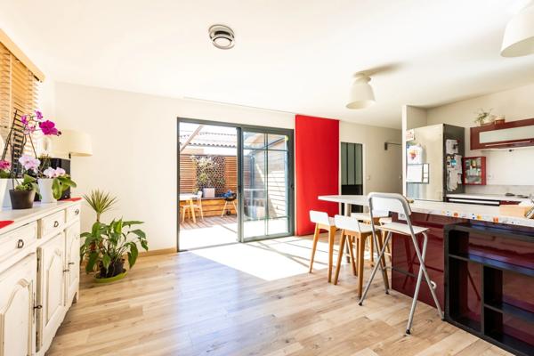 Maison à vendre 5 pièces SAINT JEAN D'ILLAC (33)