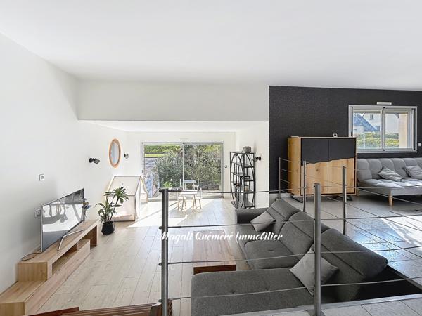 Montfort-sur-Meu (35160) Maison d'architecte 8 p - 259 m² - Magnifique vue panoramique - Montfort sur Meu (35160) - 25 min Rennes gare