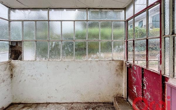 Immeuble à vendre    4 pièces •  Domérat