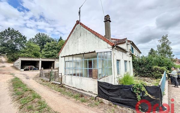 Immeuble à vendre    4 pièces •  Domérat