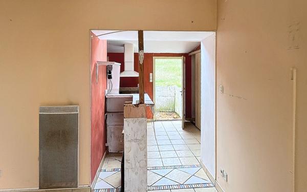 Immeuble à vendre    4 pièces •  Domérat