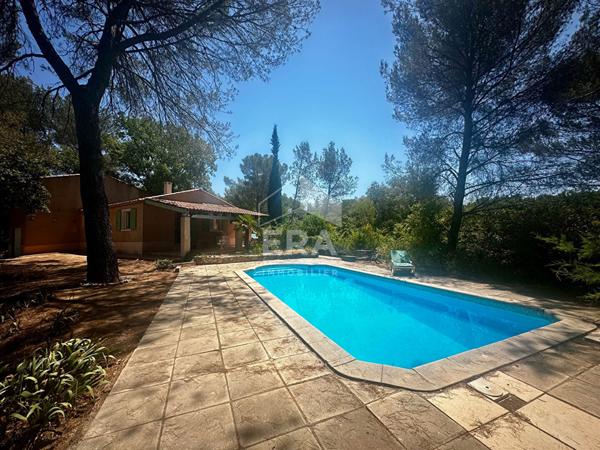 A VENDRE 13790 CHATEAUNEUF-LE-ROUGE MAISON DE TYPE 5 DE 108M2 SUR 1500M2 DE TERRAIN AVEC PISCINE ET ATELIER
