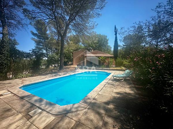 A VENDRE 13790 CHATEAUNEUF-LE-ROUGE MAISON DE TYPE 5 DE 108M2 SUR 1500M2 DE TERRAIN AVEC PISCINE ET ATELIER