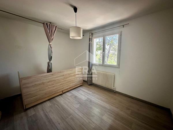 A VENDRE 13790 CHATEAUNEUF-LE-ROUGE MAISON DE TYPE 5 DE 108M2 SUR 1500M2 DE TERRAIN AVEC PISCINE ET ATELIER