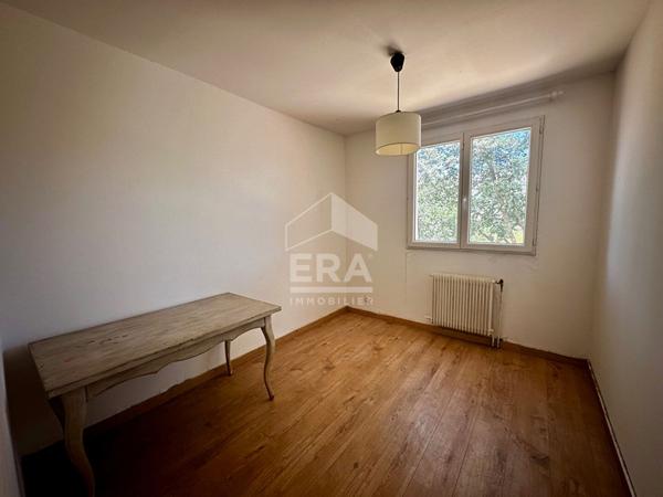 A VENDRE 13790 CHATEAUNEUF-LE-ROUGE MAISON DE TYPE 5 DE 108M2 SUR 1500M2 DE TERRAIN AVEC PISCINE ET ATELIER