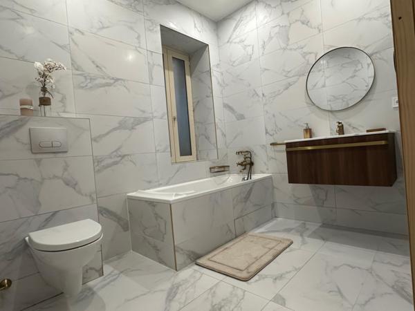 T3 lumineux entièrement rénové de 66m² au 3? étage