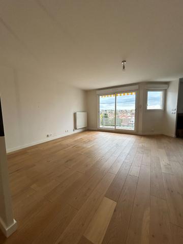 Appartement ERMONT- 5 pièces - 95.89 m2