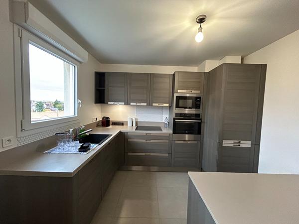 Appartement ERMONT- 5 pièces - 95.89 m2