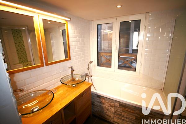 Location appartement 3 pièces 69 m² Bordeaux