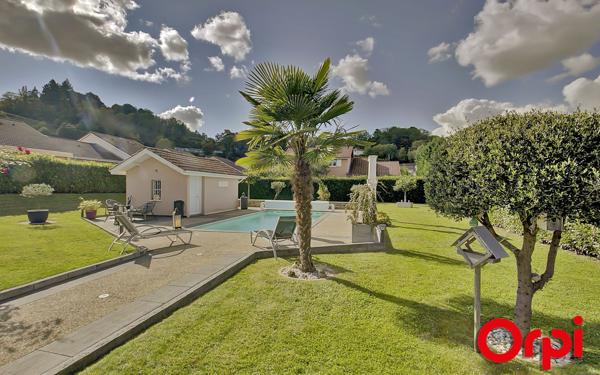 Maison à vendre    6 pièces •  Bourgoin-Jallieu