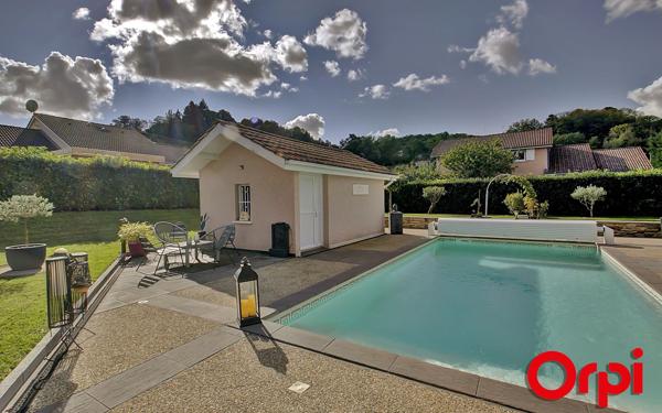 Maison à vendre    6 pièces •  Bourgoin-Jallieu