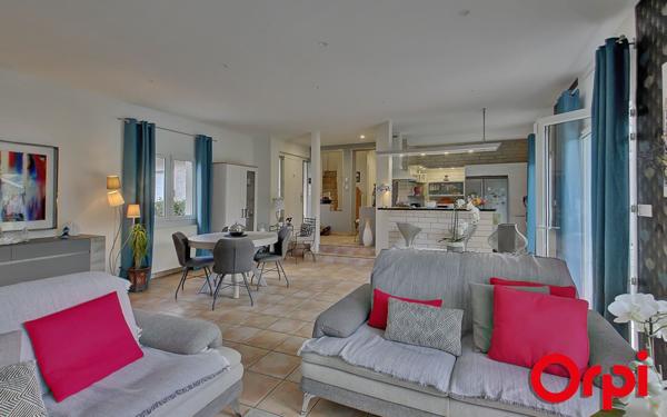 Maison à vendre    6 pièces •  Bourgoin-Jallieu