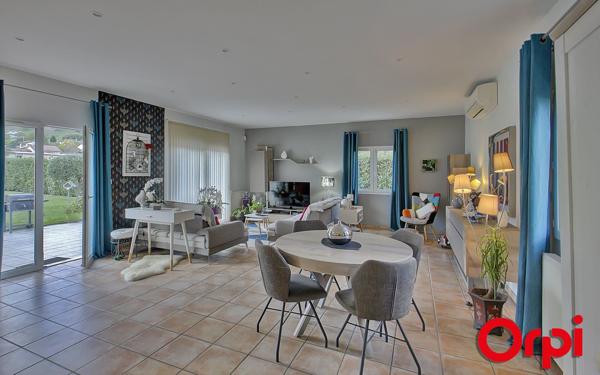 Maison à vendre    6 pièces •  Bourgoin-Jallieu