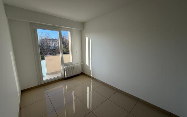 Appartement à vendre    2 pièces •  Saint-Julien-en-Genevois