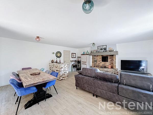 Longère rénovée clé en main, 142m², 5 chambres - Languidic.
