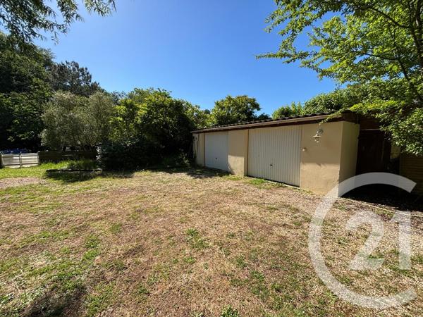 Maison à vendre  5 pièces - 137 m 2   BARSAC  - 33