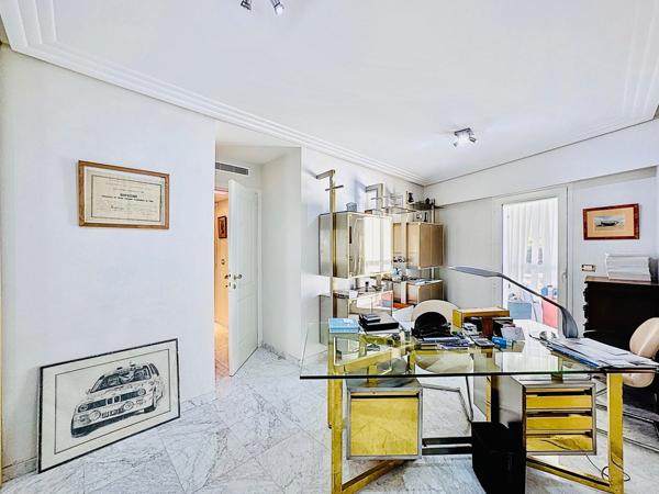 Appartement F4 à vendre  4 pièces - 117,75 m2 CANNES - 06