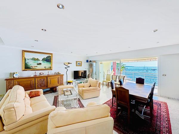 Appartement F4 à vendre  4 pièces - 117,75 m2 CANNES - 06