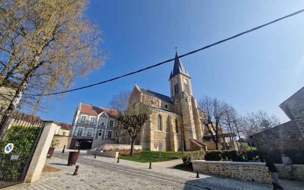 Appartement à louer    3 pièces • 73,84 m2 Santeny