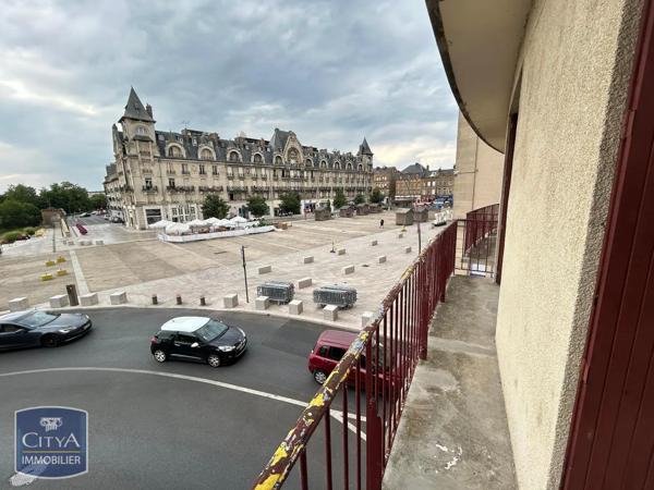 Appartement à louer 2 pièces 53.3m² Charleville-Mézières (08000)