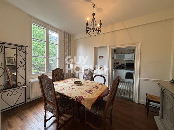 Maison - TOURS - BLANQUI - 9 PIECES -189m²