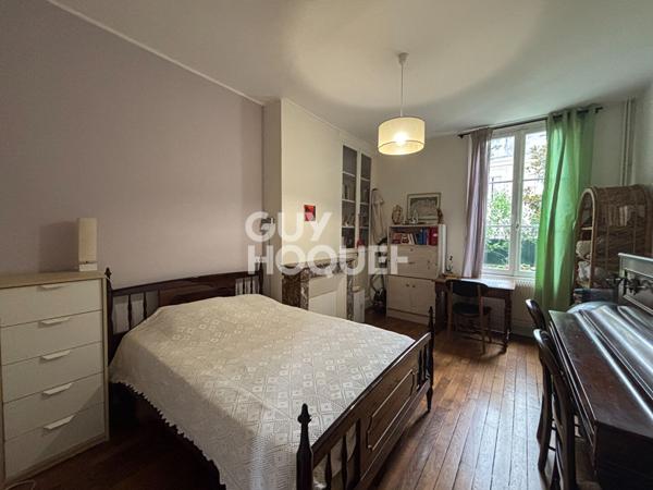Maison - TOURS - BLANQUI - 9 PIECES -189m²
