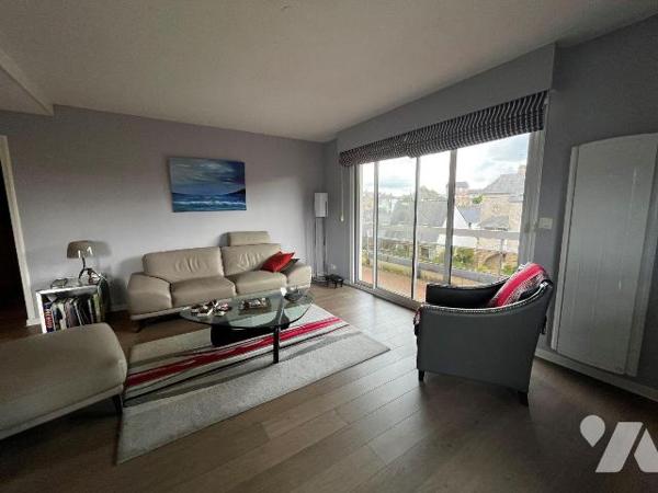 DINARD - A 5min à pied de la plage du Prieuré, un appartement T3 en excellent état de 59,80m² h...