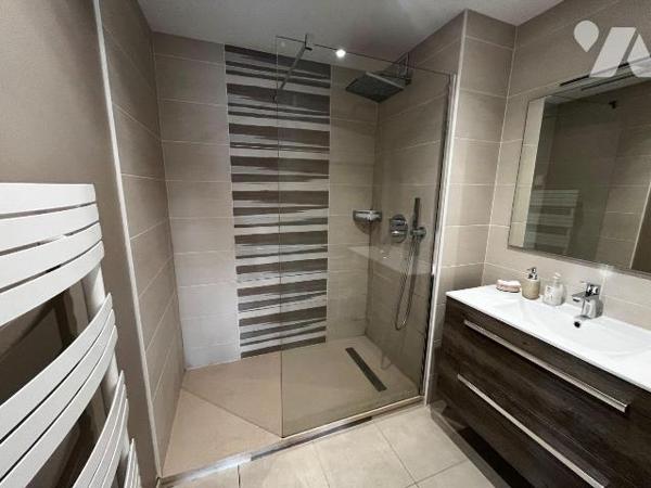 DINARD - A 5min à pied de la plage du Prieuré, un appartement T3 en excellent état de 59,80m² h...