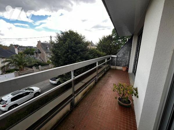 DINARD - A 5min à pied de la plage du Prieuré, un appartement T3 en excellent état de 59,80m² h...