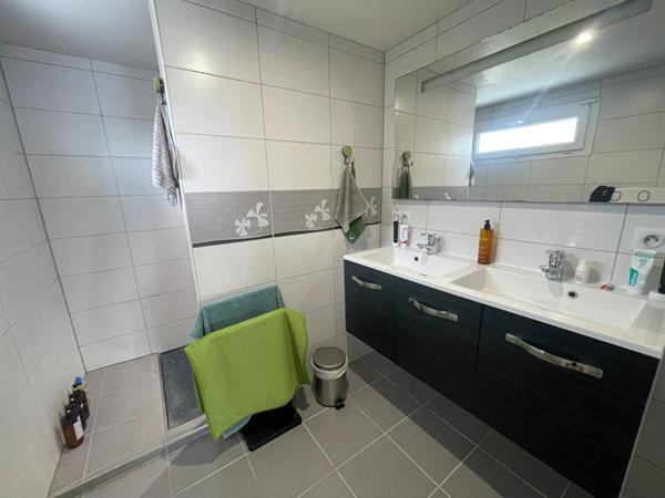 Maison à vendre à Basse Goulaine 6 pièce(s) 132 m2