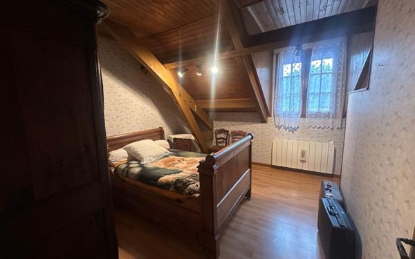 Maison à vendre    6 pièces •  Écuisses