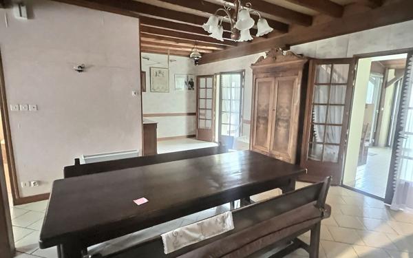 Maison à vendre    6 pièces •  Écuisses