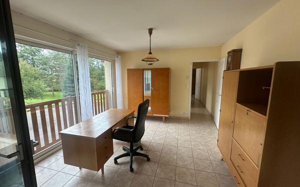 Maison à vendre    6 pièces •  Écuisses