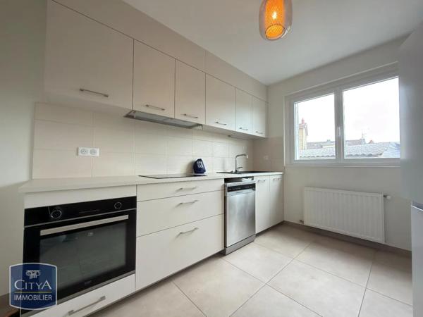 Appartement à louer 3 pièces 62.56m² Brive-la-Gaillarde (19100)
