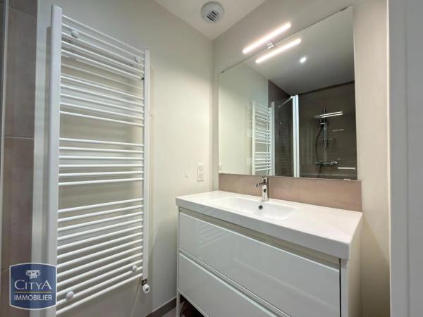 Appartement à louer 3 pièces 62.56m² Brive-la-Gaillarde (19100)