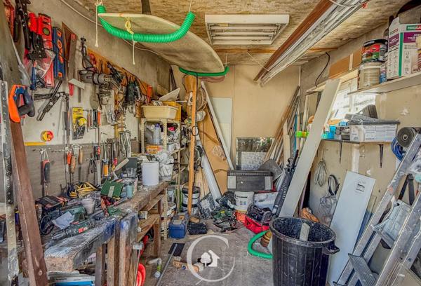 MAISON T4 - 3 CHAMBRES - DEPENDANCE - ATELIER