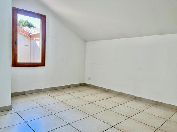 Loft Sisteron 4 pièce(s) 101 m² sur l'axe du centre-ville