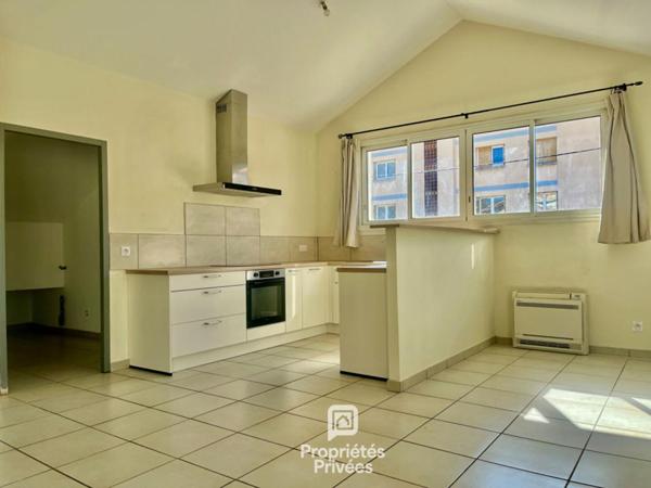 Loft Sisteron 4 pièce(s) 101 m² sur l'axe du centre-ville