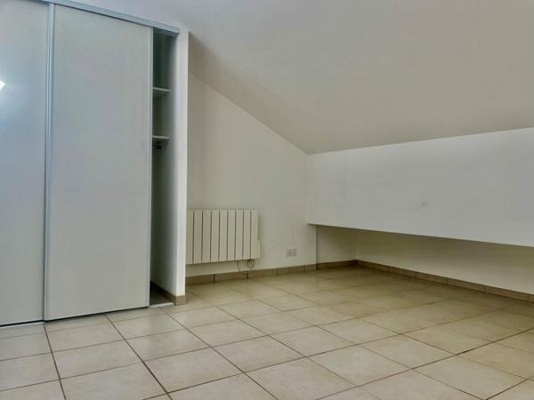Loft Sisteron 4 pièce(s) 101 m² sur l'axe du centre-ville