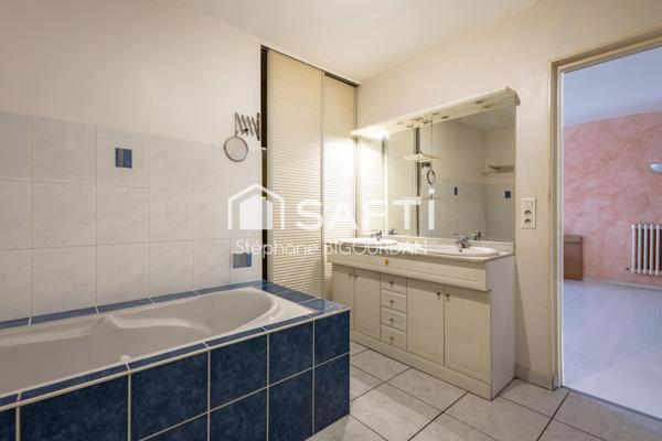 Appartement T3, 90m², centre Besançon